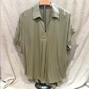 Blu Pepper Sage Striped Blouse Size M